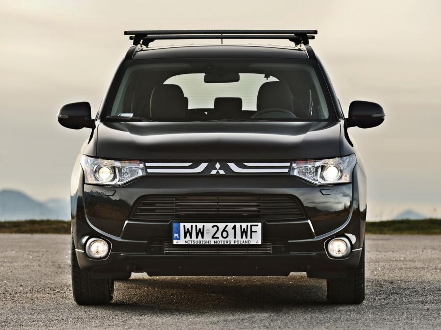 Mitsubishi Outlander Fisher 2014 года  (фото 17 из 19)